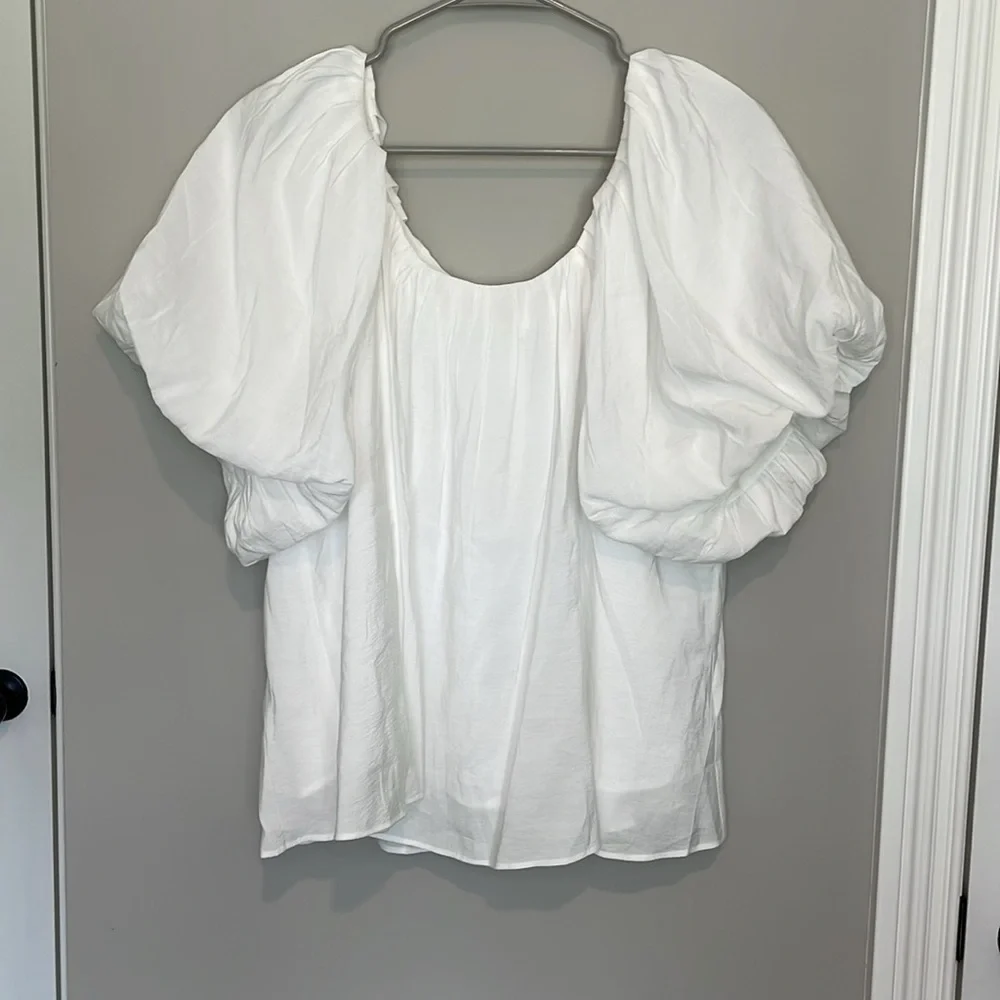 Anthropologie Endless Rose Pleated Puff Sleeve Top Size Medium